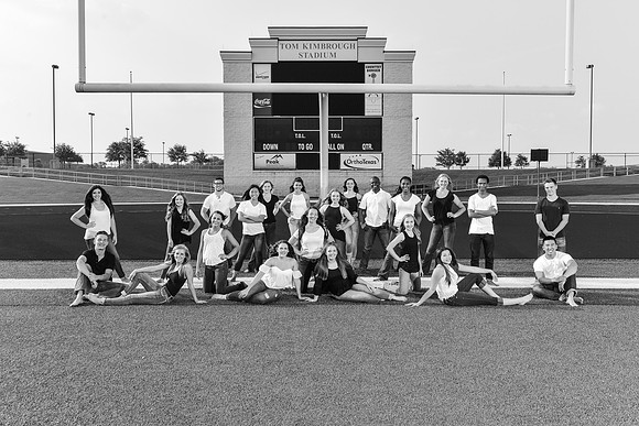 L - Seniors-bw