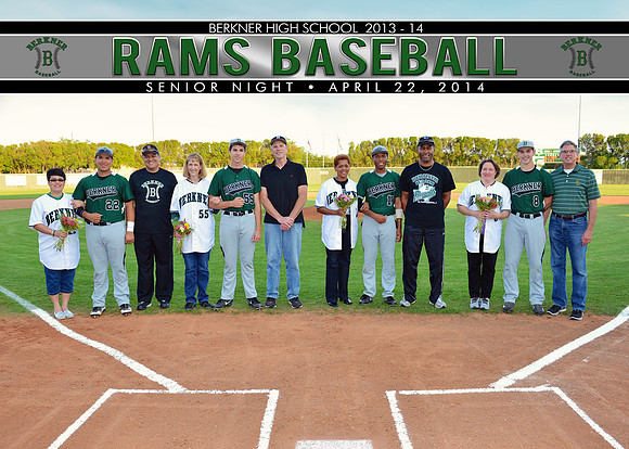 00 Seniors with Parents 5x7